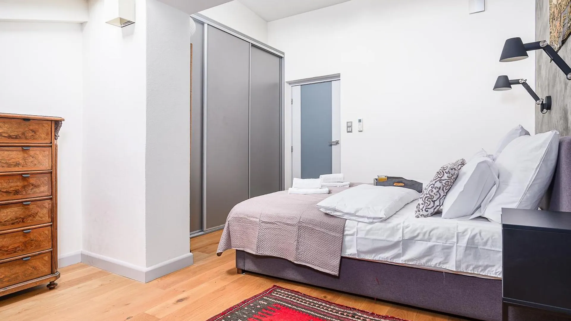 P&O Apartments Chmielna Warsaw